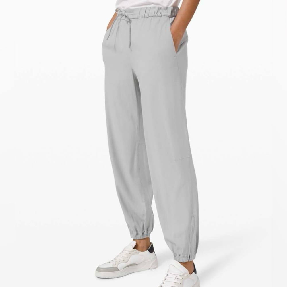 lululemon essential affinity joggers